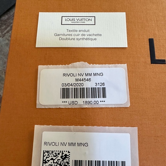 AUTH Louis Vuitton Rivoli MM w/Strap LIKE NEW - ALL SALES FINAL Cert #M44546 - Picture 5 of 5